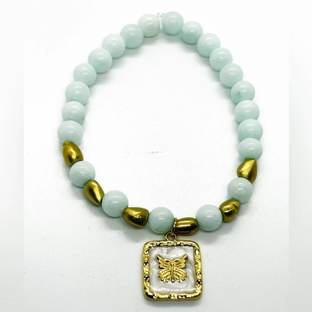 NWOT Genuine Amazonite stretch bracelet with cute butterfly charm - Picture 2 of 7